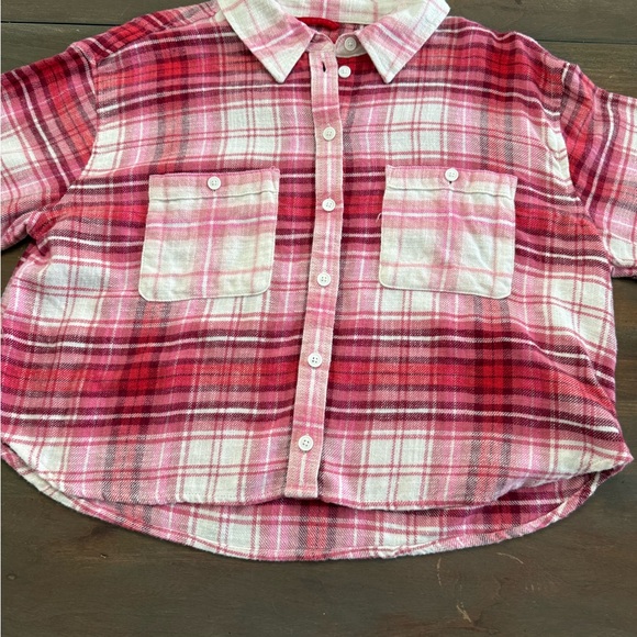 American Eagle Outfitters Red and White Plaid Button Down Shirt - Picture 1 of 5